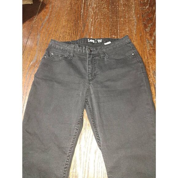 Size 8 Lee Black Denim Jeans Regular Fit Boot Cut Mid Rise Casual Pants - Picture 2 of 3